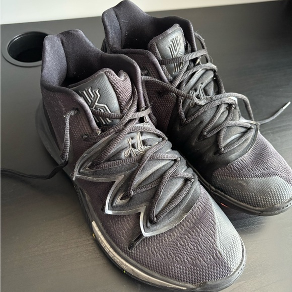 kyrie irving shoes mens grey
